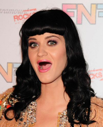 Katy.Perry.toothless.jpg